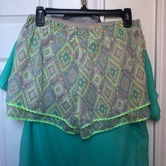 Living Doll Top & Soulmates Shorts Set - Picture 5 of 5